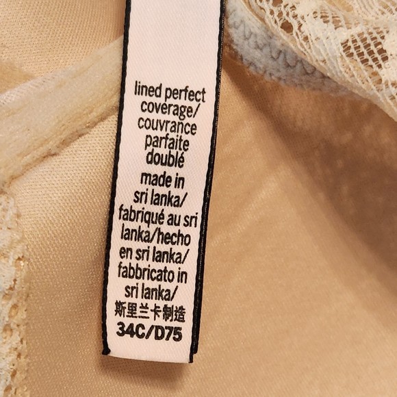 Victoria’s Secret Woman’s “Nude” Lined Perfect Coverage Bra Size 34C - Picture 5 of 9
